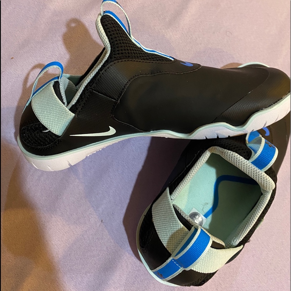 Nike Air Zoom Medical 6/7.5